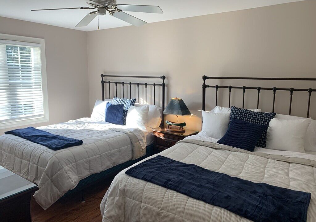 Photo of Bedroom in Benton