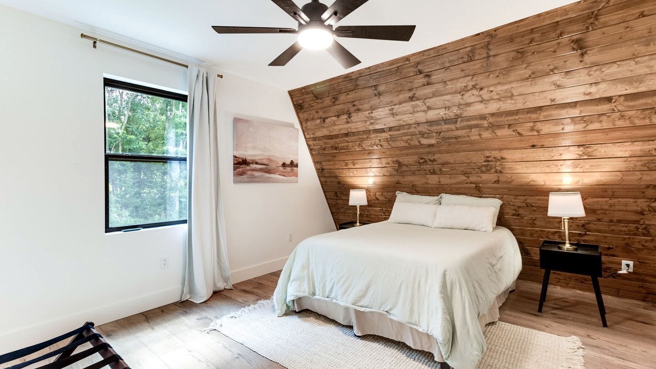 Photo of Bedroom in New Iberia