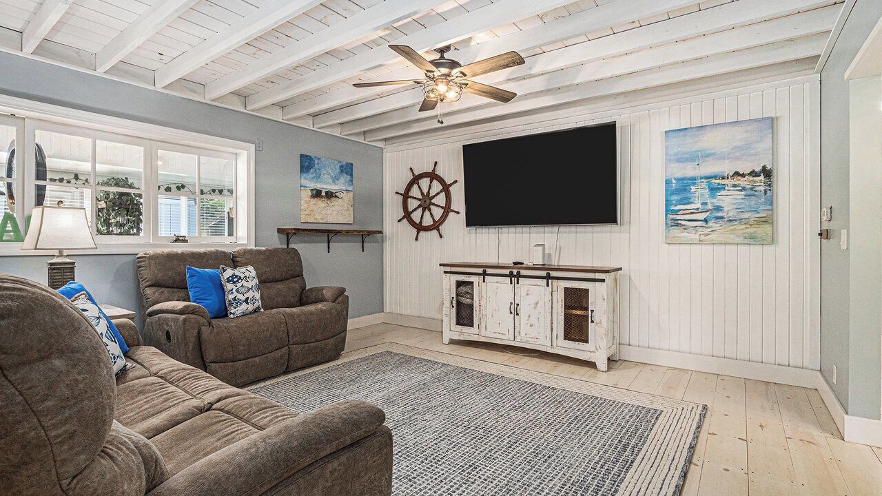 Photo of Livingroom in South Haven