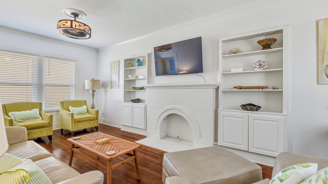 Photo of Livingroom in Monroe