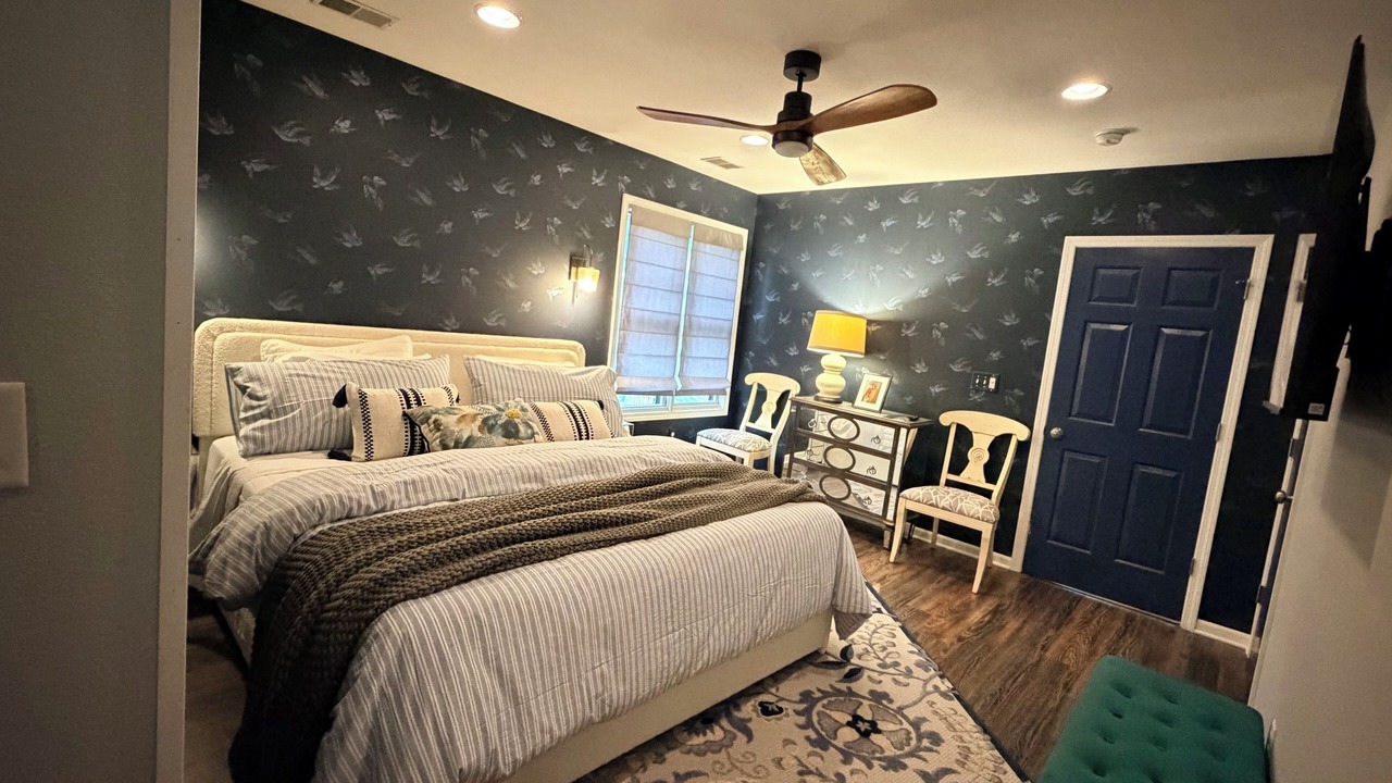 Photo of Bedroom in Whitefish Bay
