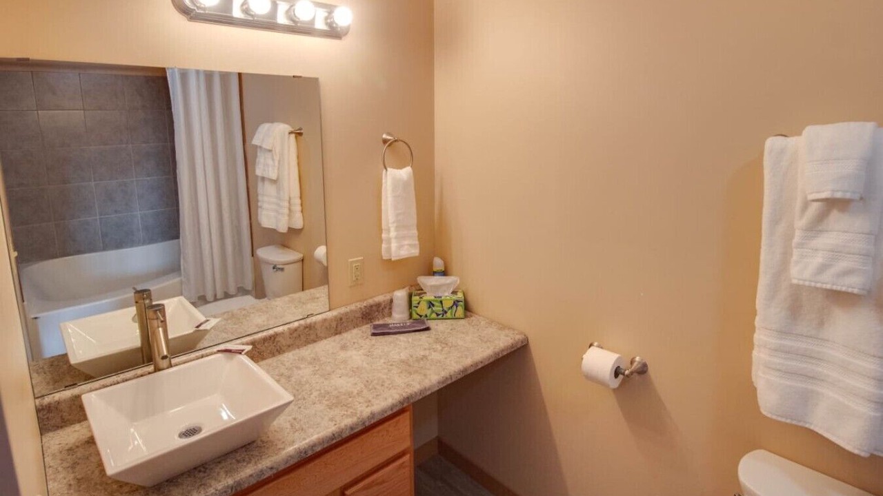 Photo of Bathroom in Grafton
