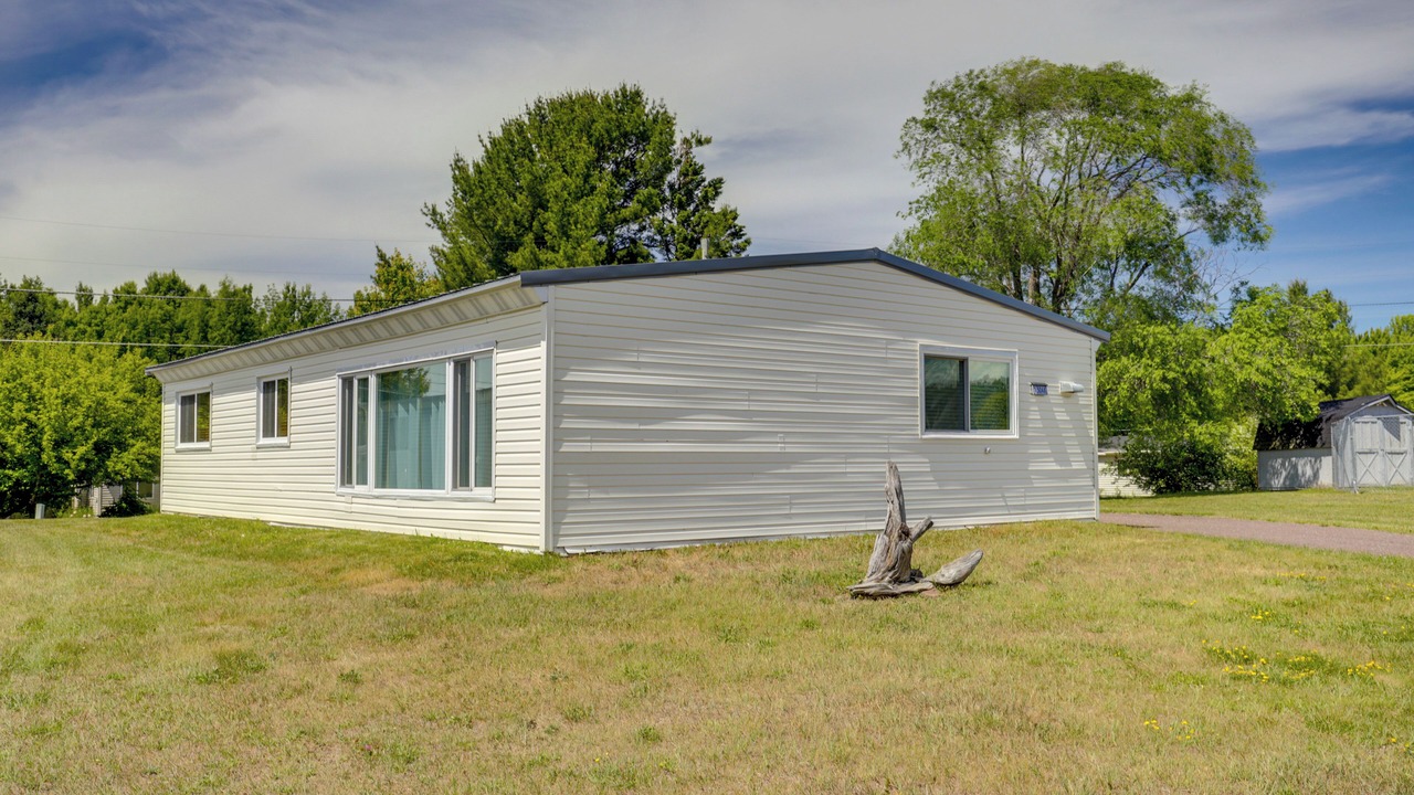 Photo of Outdoor in White Pine