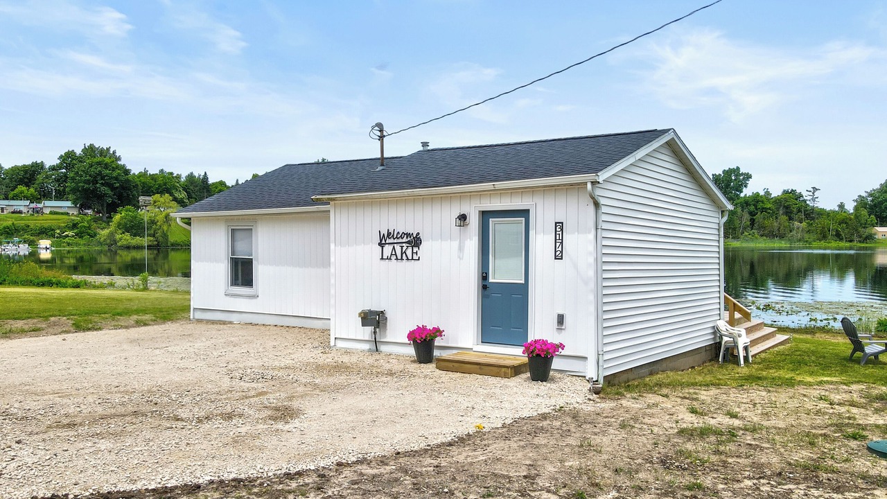 Photo of Outdoor in Six Lakes