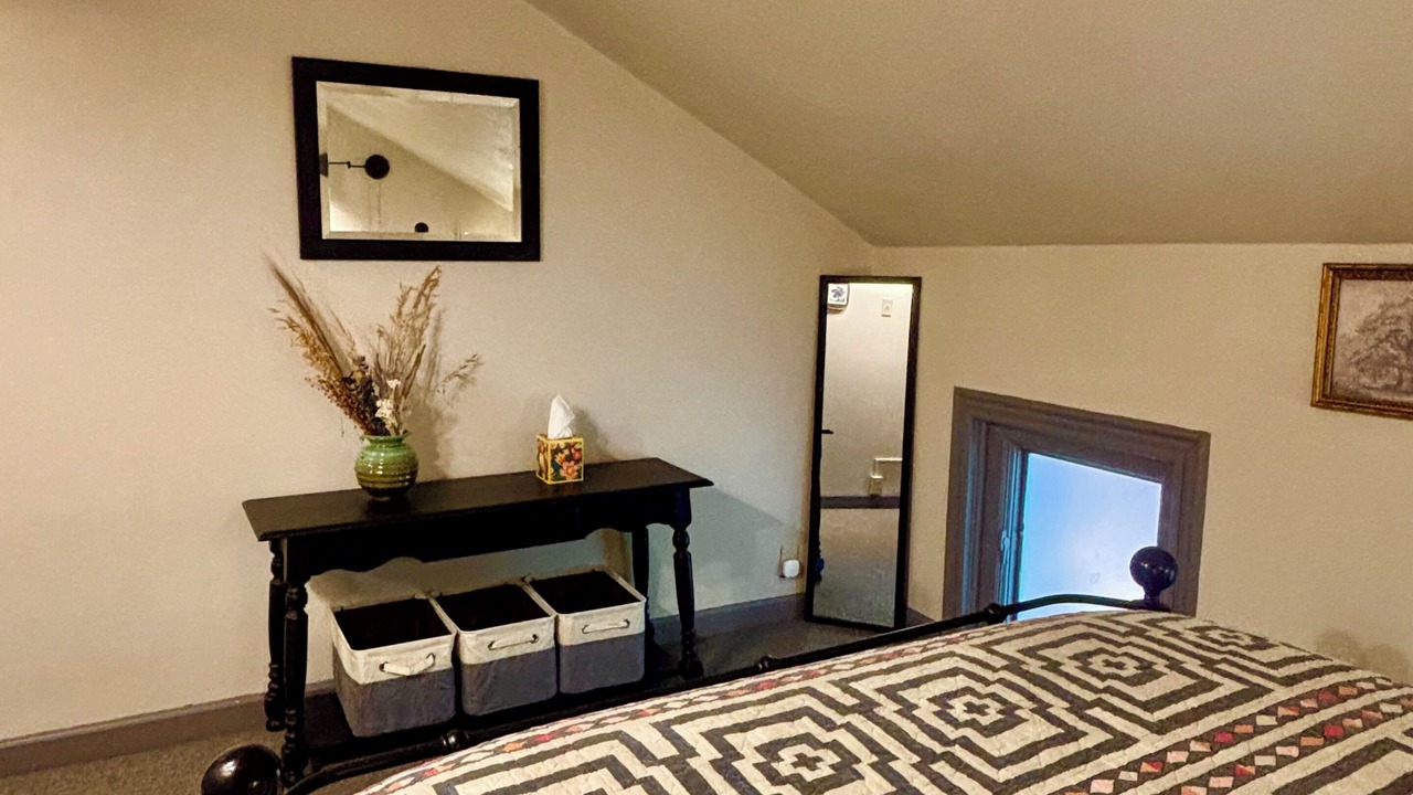 Photo of Bedroom in Downtown