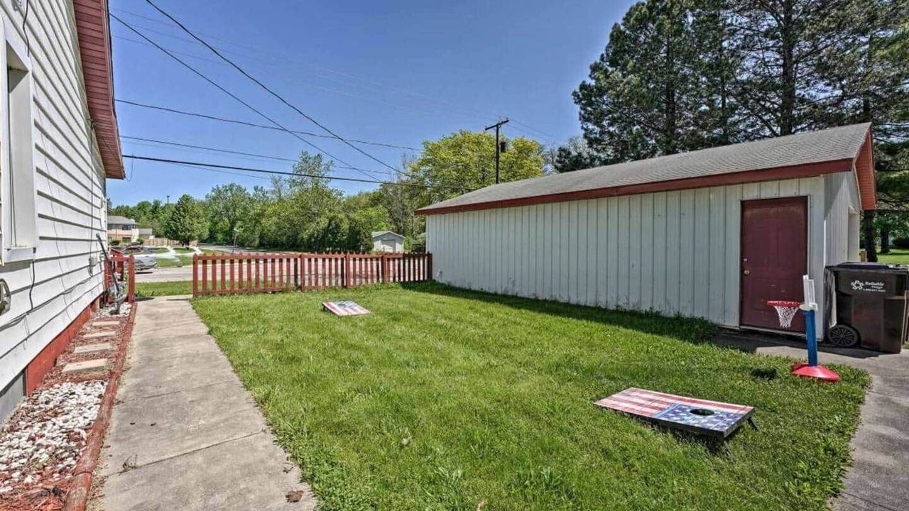Photo of Outdoor in Harbert