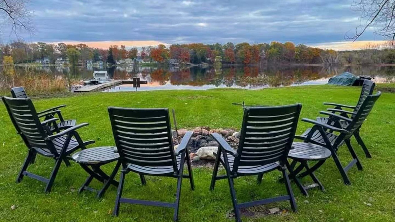 Photo of Outdoor in Holly