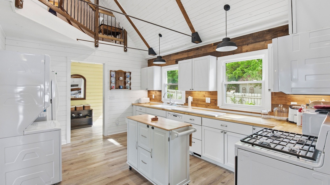 Photo of Kitchen in Colgate