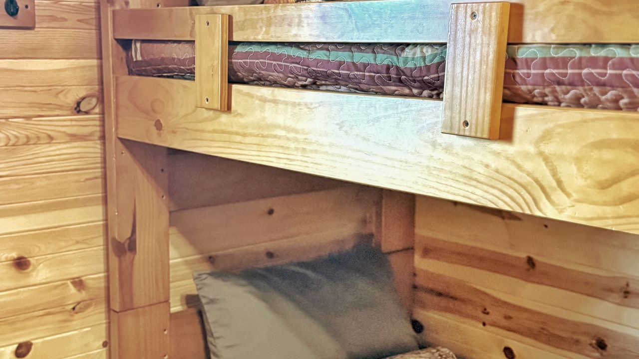 Photo of Bedroom in Squires