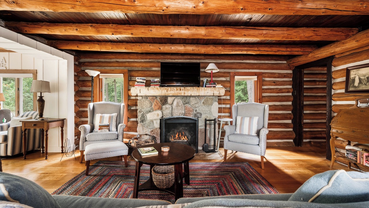 Photo of Livingroom in Boyne City