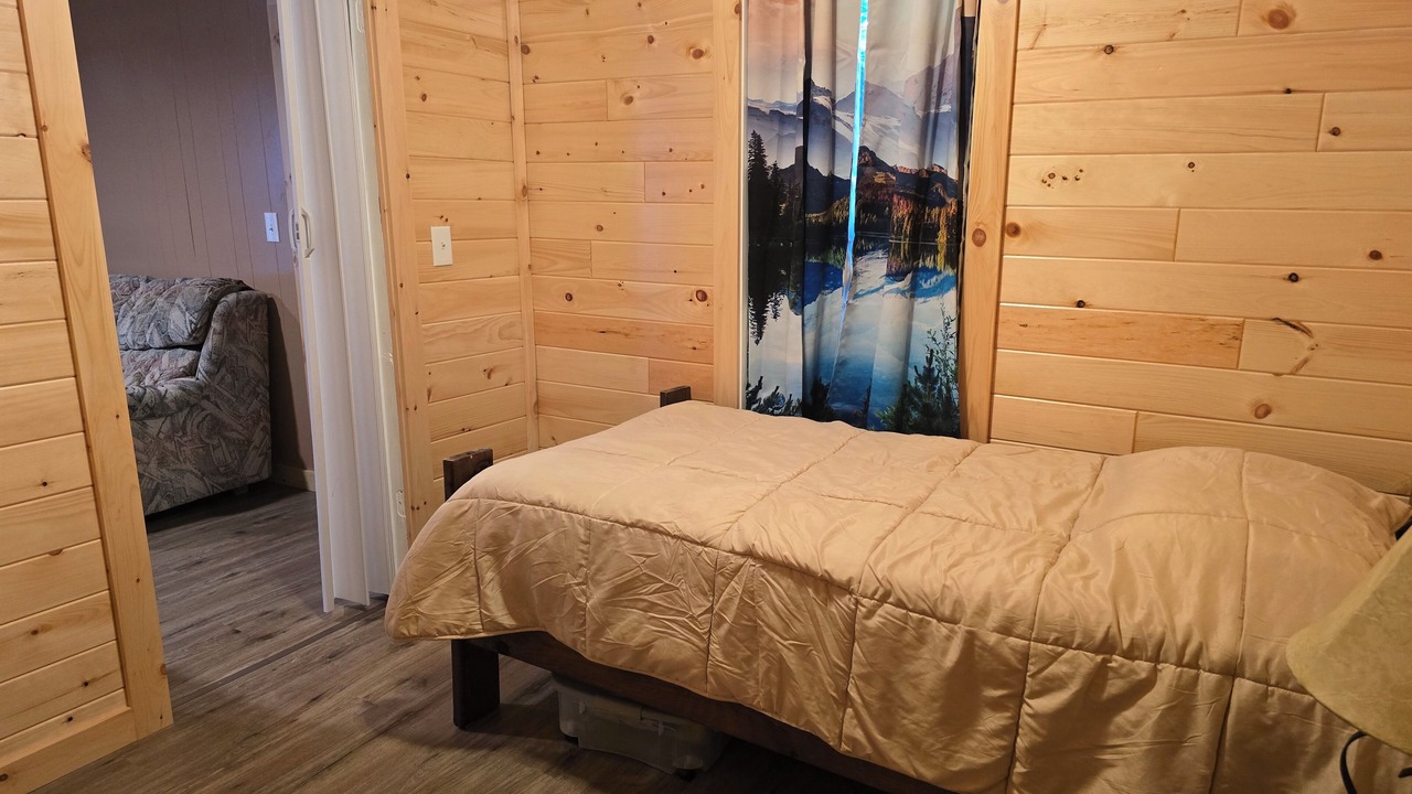 Photo of Bedroom in Luther