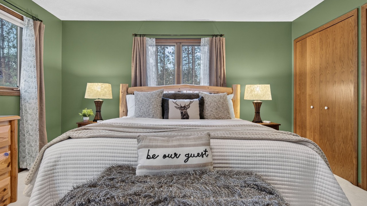 Photo of Bedroom in Gaylord