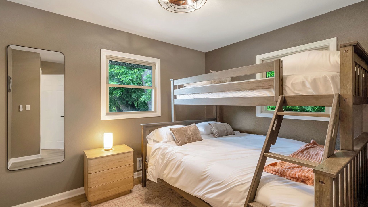 Photo of Bedroom in Glendale