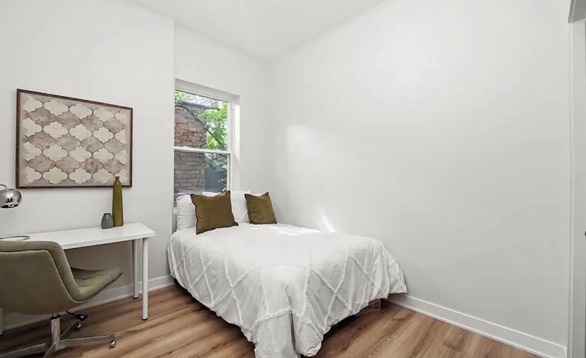 Photo of Bedroom in Woodlawn