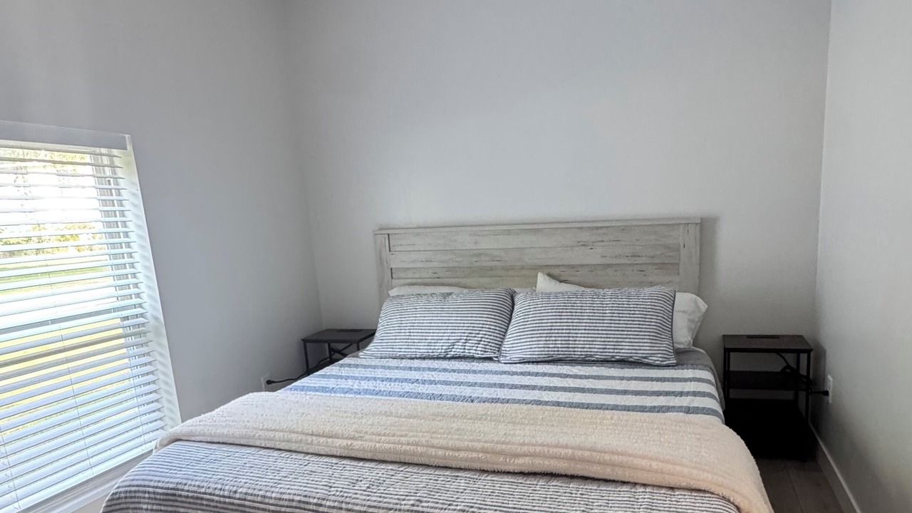 Photo of Bedroom in Central Lake