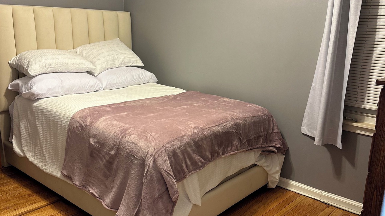 Photo of Bedroom in Wayne County