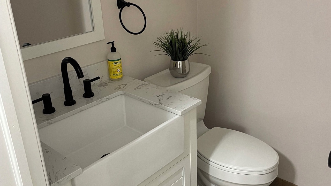 Photo of Bathroom in Roselle