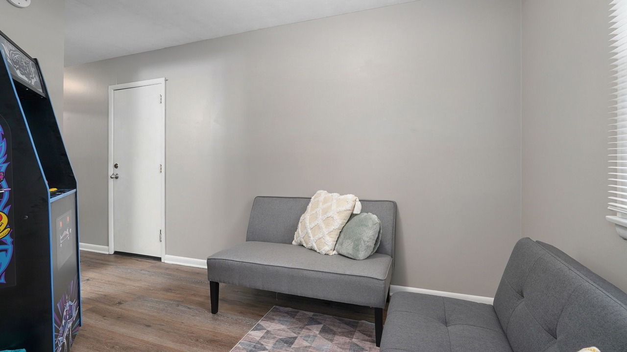 Photo of Livingroom in Brookline Station