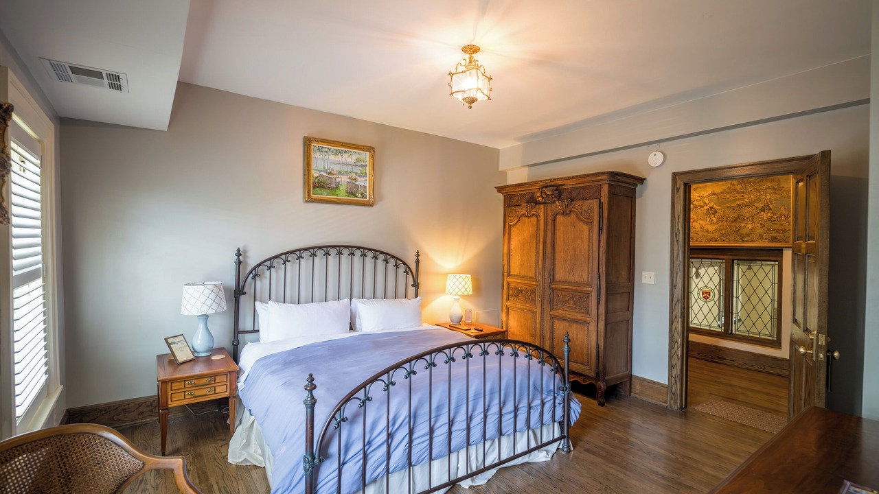 Photo of Bedroom in Detroit