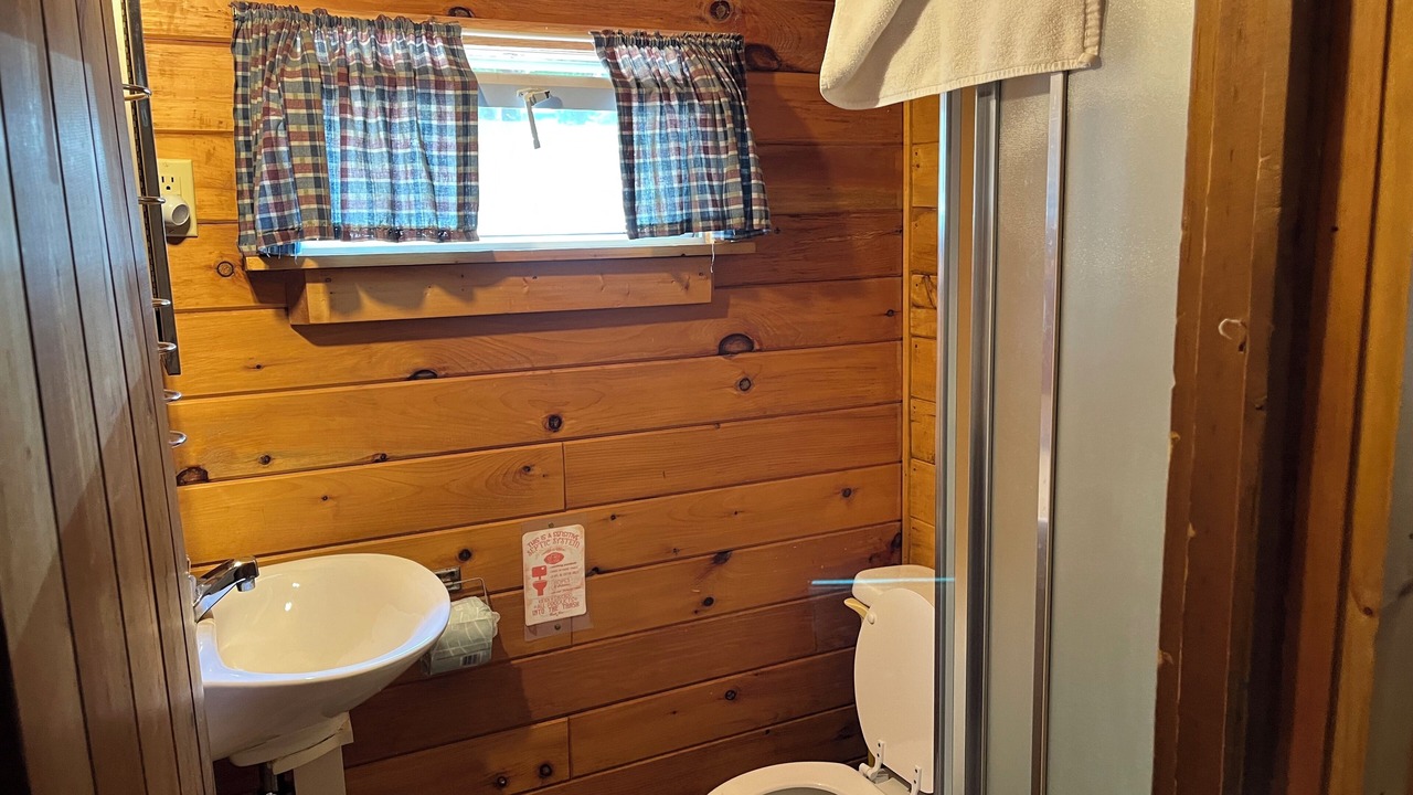 Photo of Bathroom in Lac La Belle