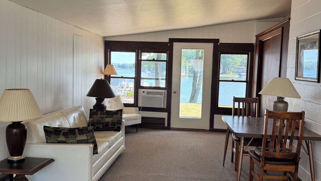 Photo of Livingroom in Lake