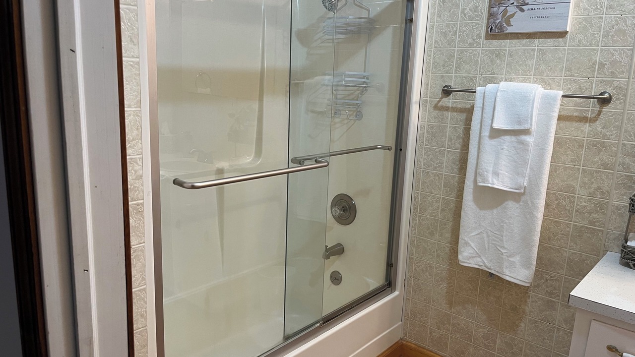 Photo of Bathroom in Diggins