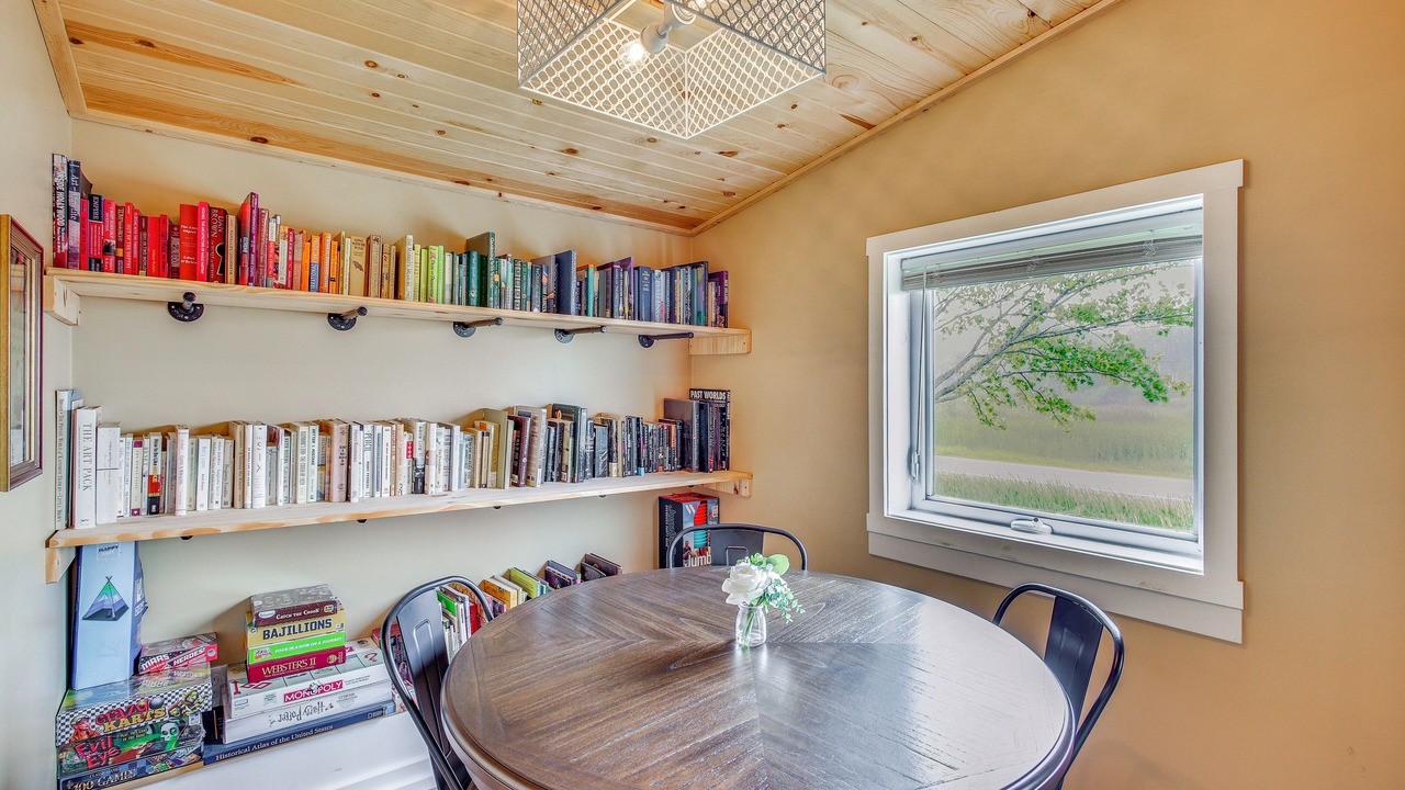Photo of Bedroom in Oconto