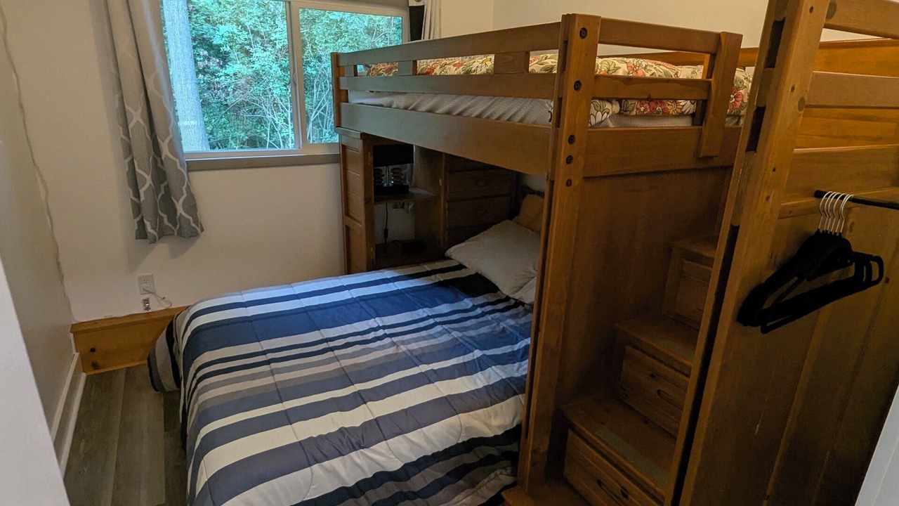 Photo of Bedroom in Silver Lake