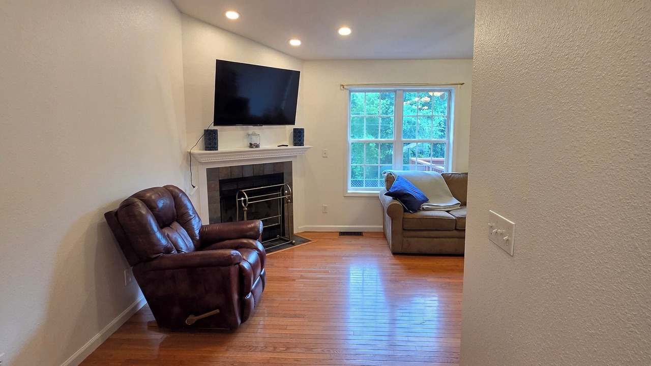 Photo of Livingroom in St. Robert