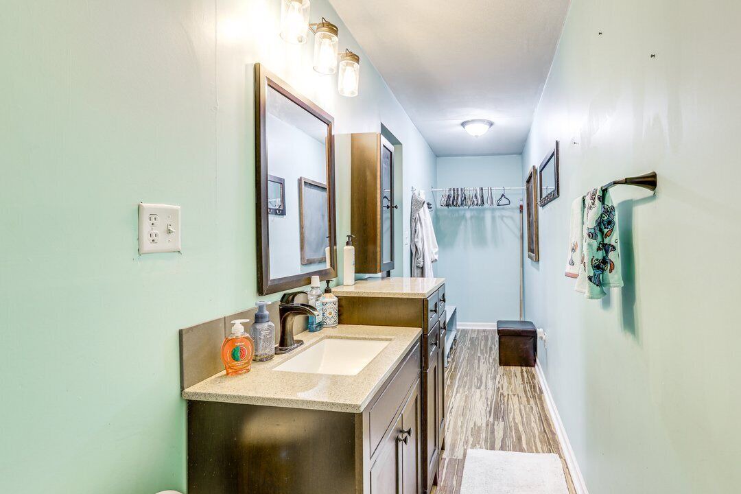 Photo of Bathroom in Park Forest - LA North