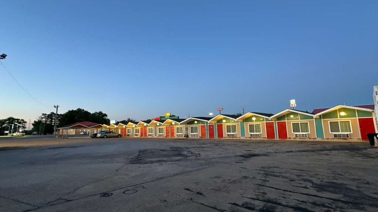 Photo of Outdoor in Benton