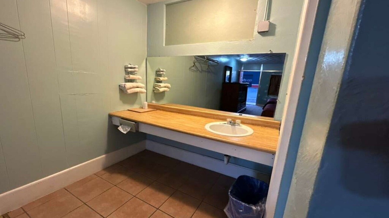 Photo of Bathroom in Benton