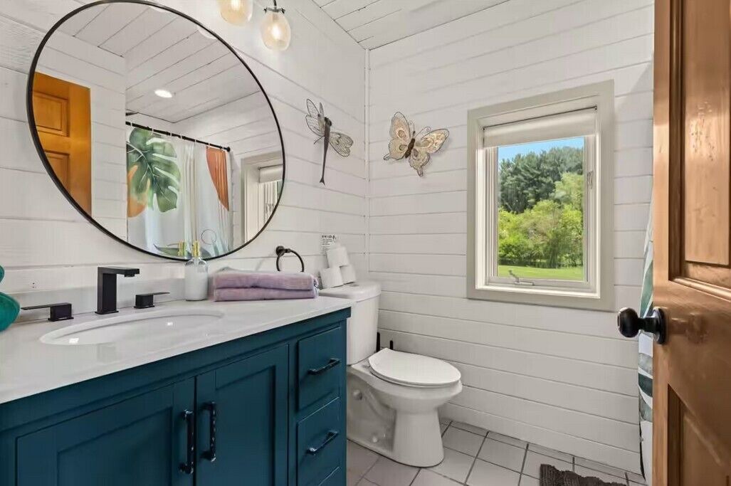 Photo of Bathroom in Howell