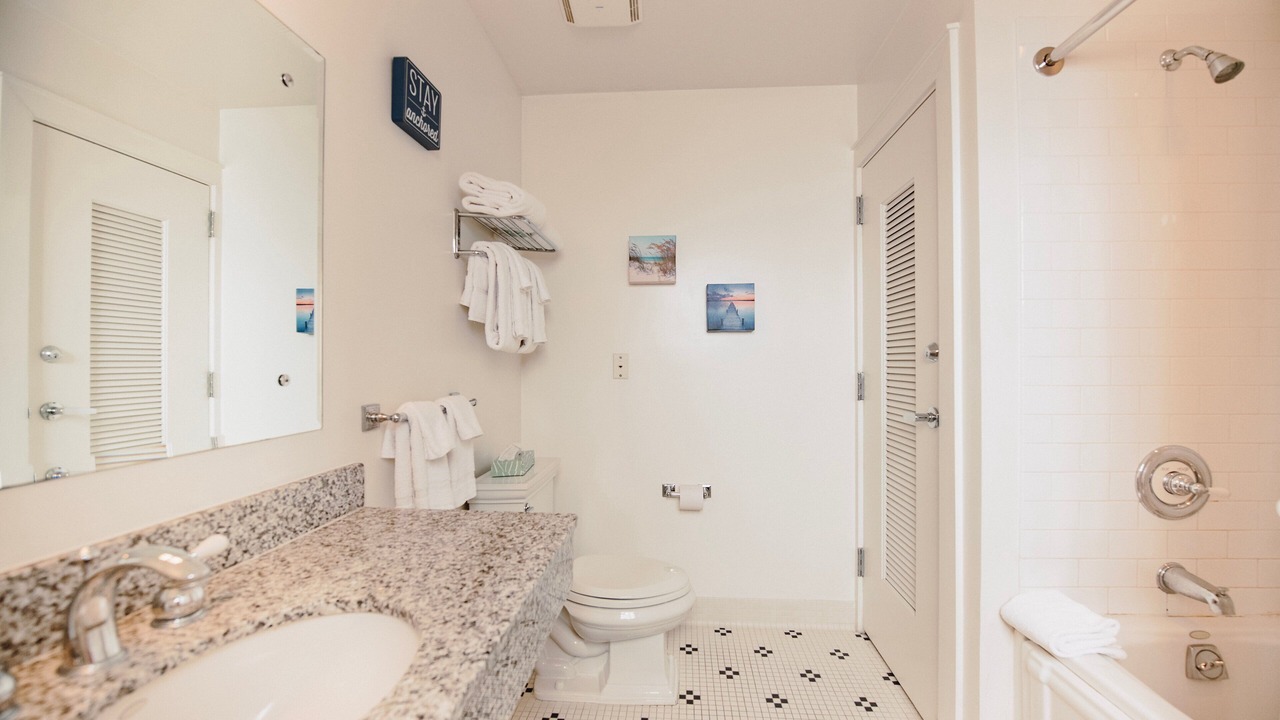 Photo of Bathroom in Bay Harbor