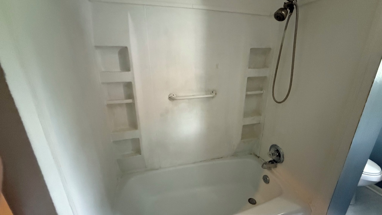 Photo of Bathroom in Pontiac