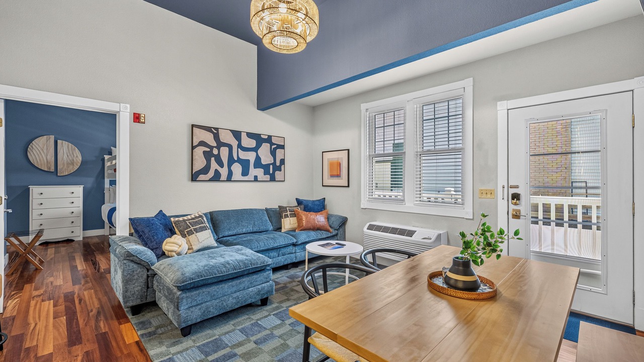 Photo of Livingroom in Elkhart Lake