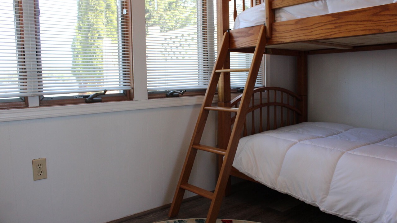 Photo of Bedroom in Conway