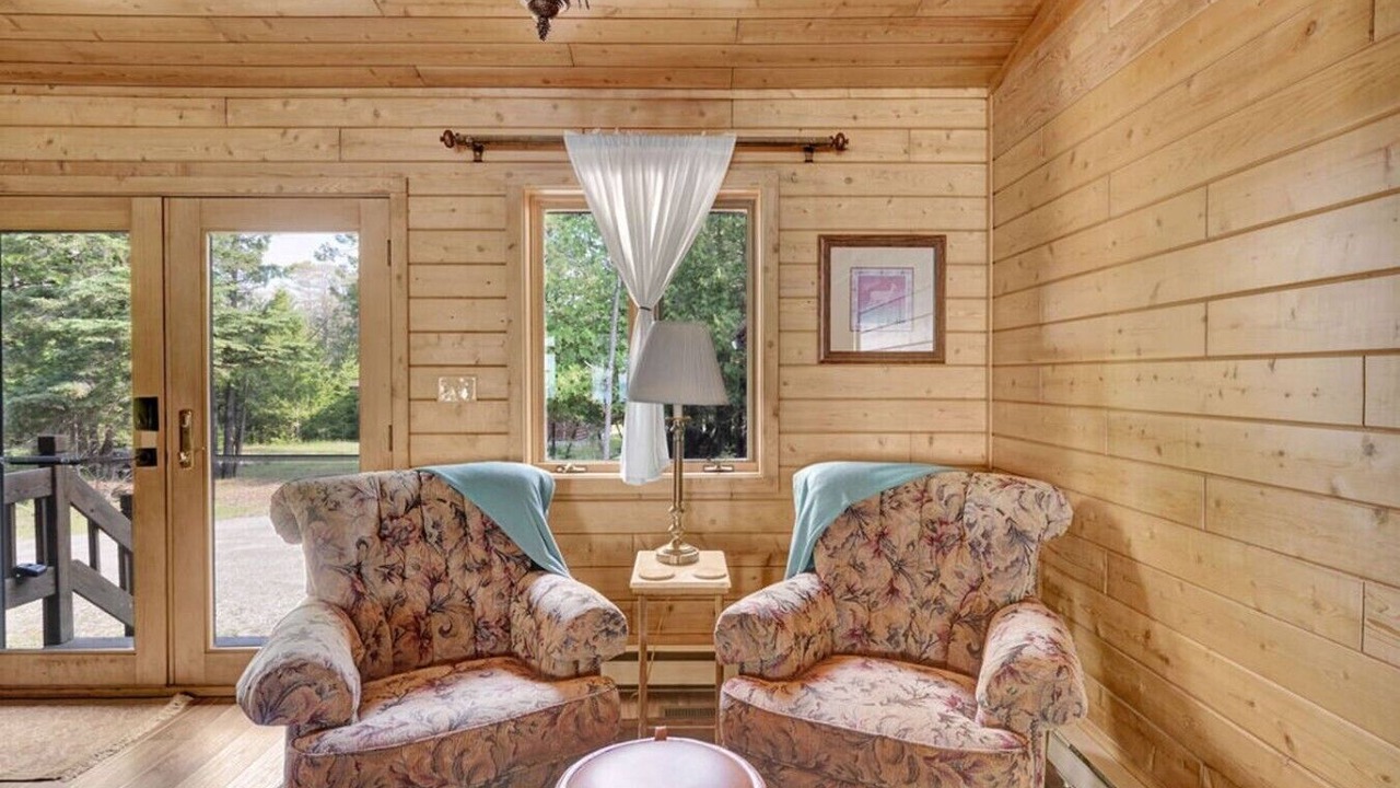 Photo of Livingroom in Alpena