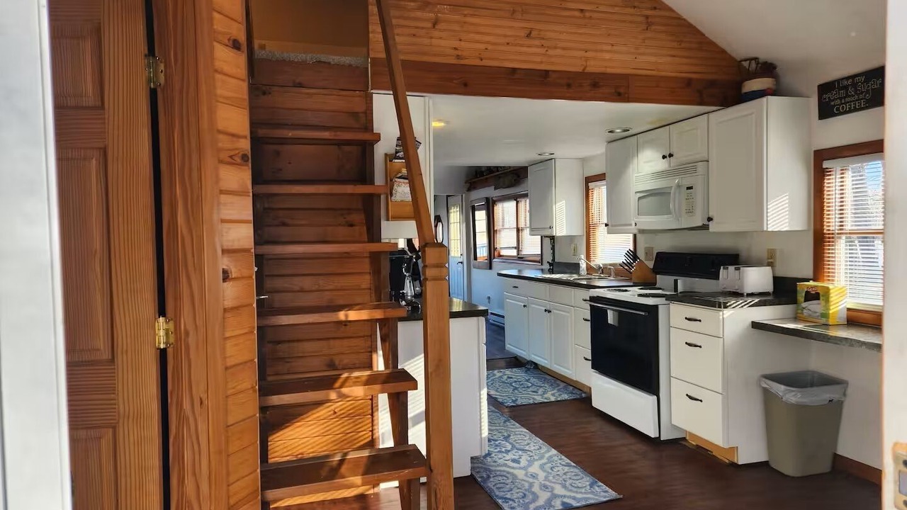 Photo of Kitchen in Colton