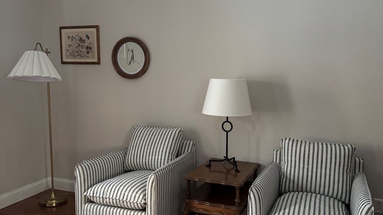 Photo of Livingroom in Bedford