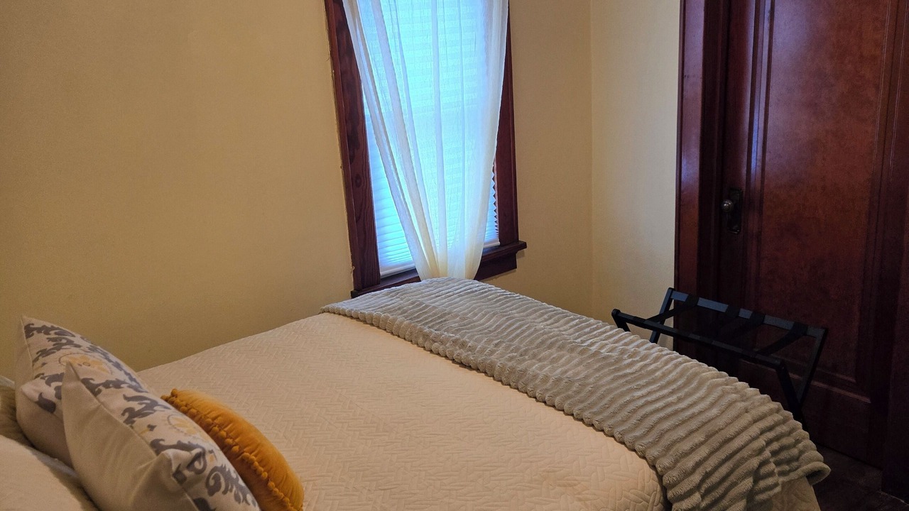 Photo of Bedroom in Milwaukee