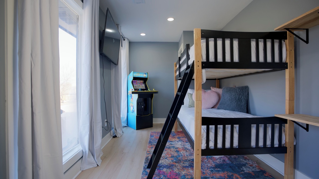 Photo of Bedroom in South Kansas City