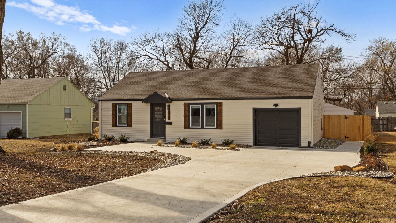 Photo of Outdoor in Overland Park