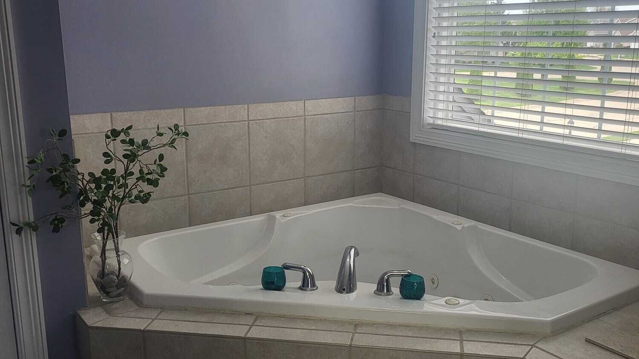 Photo of Bathroom in Orange Prairie