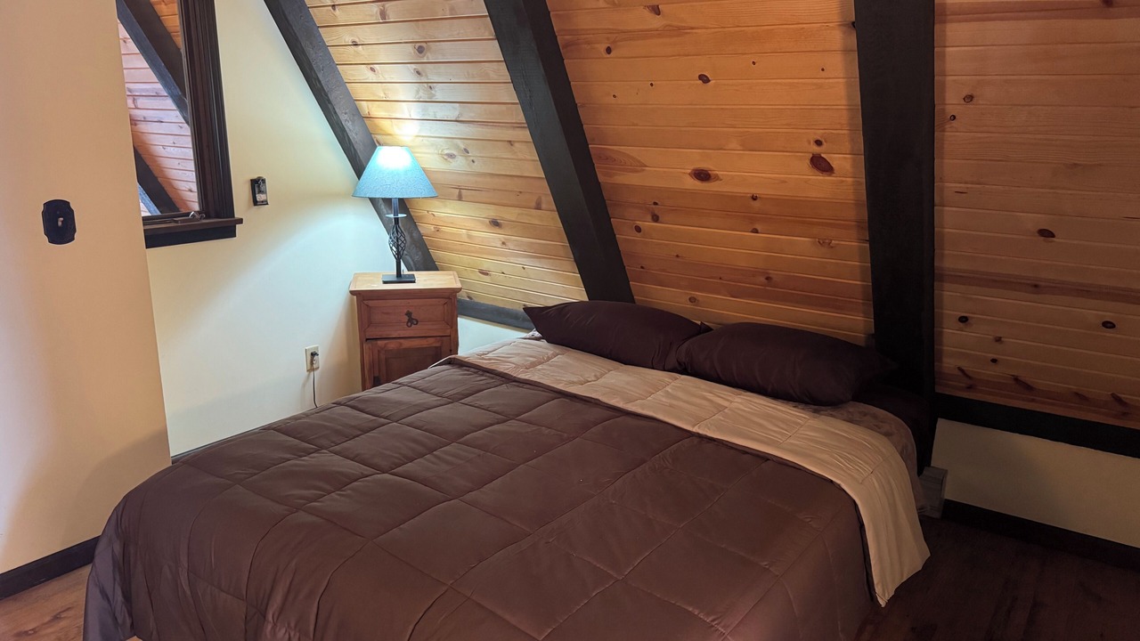 Photo of Bedroom in Thayer