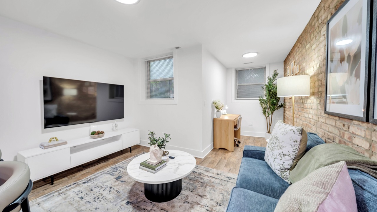 Photo of Livingroom in Hyde Park