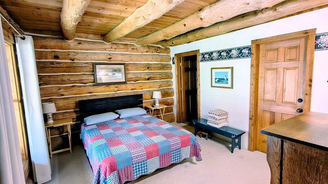 Photo of Bedroom in Silver Lake
