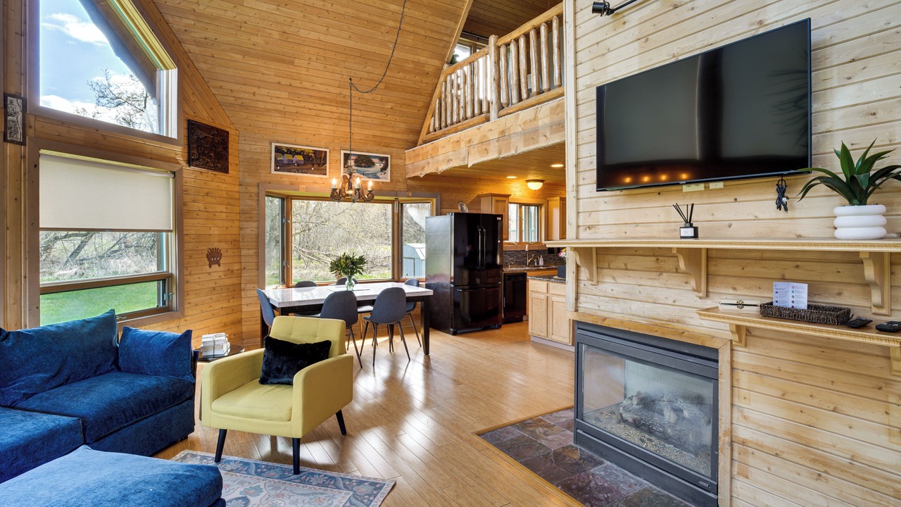 Photo of Livingroom in Hingham