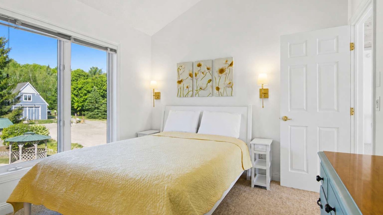 Photo of Bedroom in Bellaire