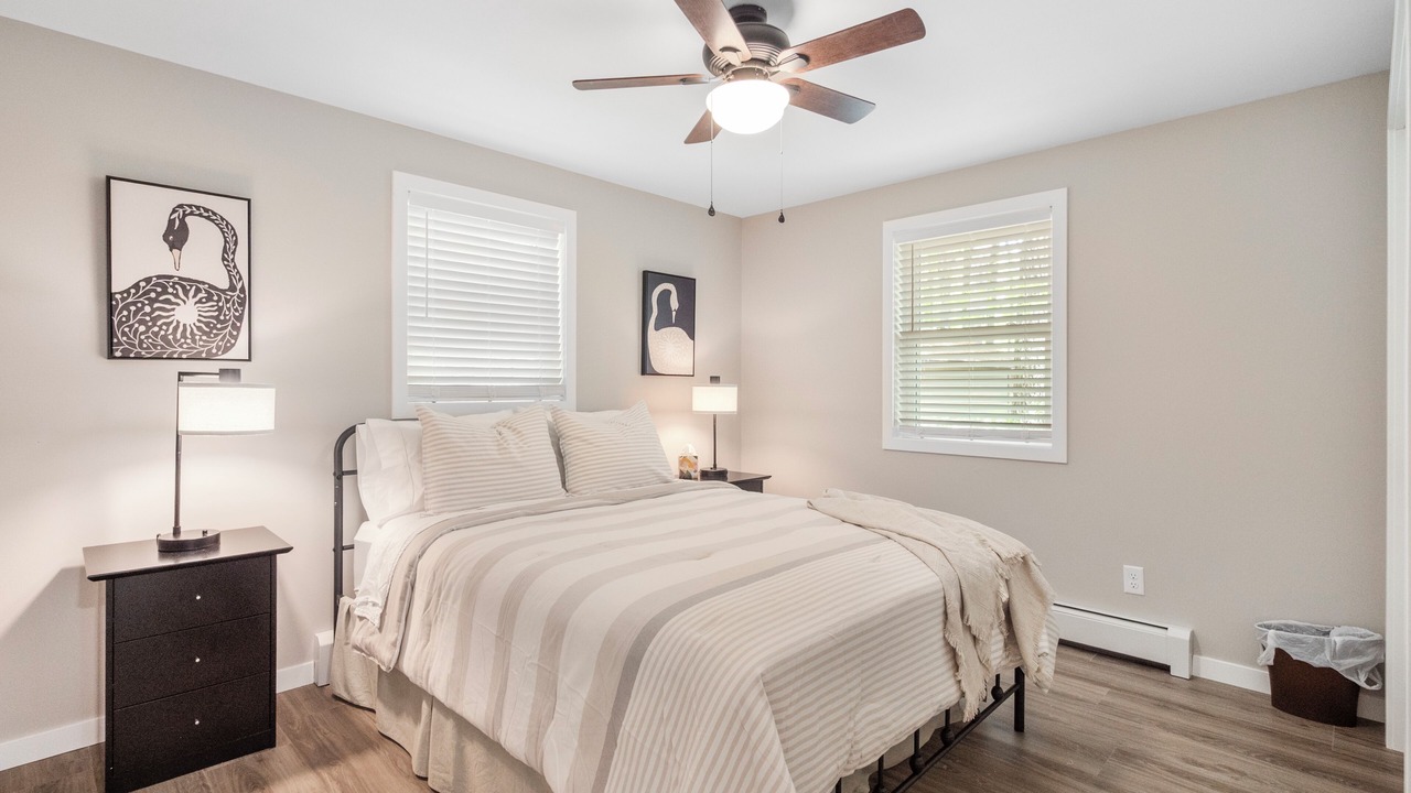 Photo of Bedroom in King